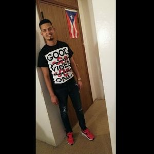 Meet your Posher, Christopher